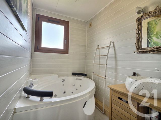 Appartement F3 &agrave; vendre - 3 pi&egrave;ces - 65,12 m2 - La Londe Les Maures - 83 - PROVENCE-ALPES-COTE-D-AZUR