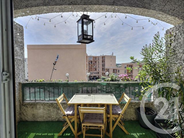 Appartement F3 &agrave; vendre - 3 pi&egrave;ces - 65,12 m2 - La Londe Les Maures - 83 - PROVENCE-ALPES-COTE-D-AZUR
