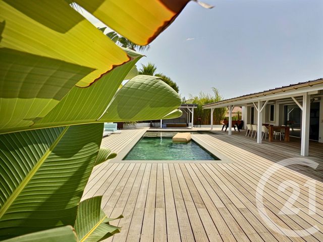 Maison &agrave; vendre - 5 pi&egrave;ces - 147,20 m2 - La Crau - 83 - PROVENCE-ALPES-COTE-D-AZUR