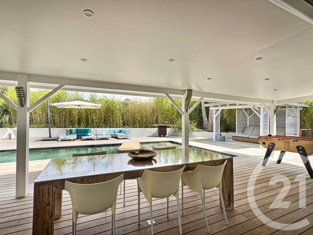 Maison &agrave; vendre - 5 pi&egrave;ces - 147,20 m2 - La Crau - 83 - PROVENCE-ALPES-COTE-D-AZUR