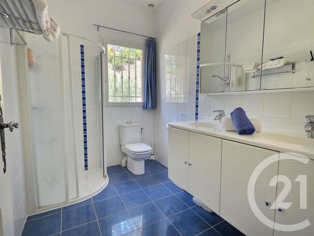 Maison &agrave; vendre - 8 pi&egrave;ces - 252,52 m2 - La Londe Les Maures - 83 - PROVENCE-ALPES-COTE-D-AZUR