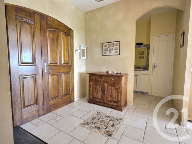 Maison &agrave; vendre - 8 pi&egrave;ces - 252,52 m2 - La Londe Les Maures - 83 - PROVENCE-ALPES-COTE-D-AZUR
