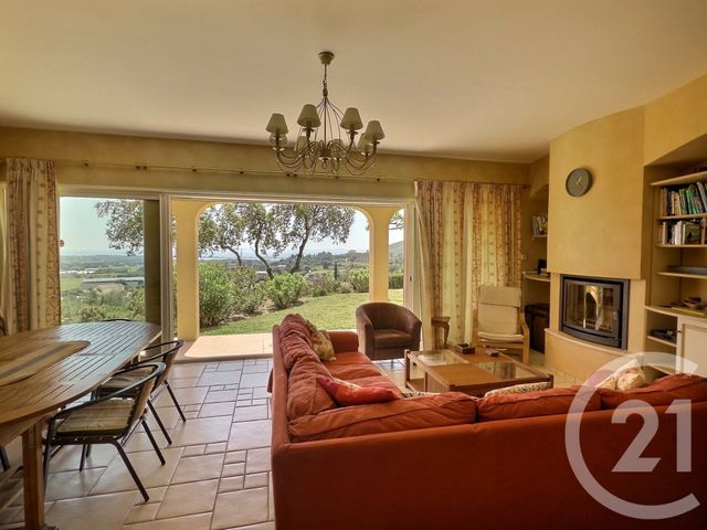 Maison &agrave; vendre - 8 pi&egrave;ces - 252,52 m2 - La Londe Les Maures - 83 - PROVENCE-ALPES-COTE-D-AZUR