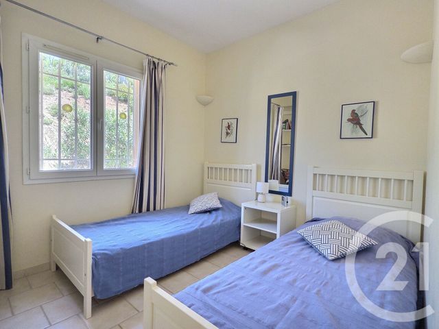 Maison &agrave; vendre - 8 pi&egrave;ces - 252,52 m2 - La Londe Les Maures - 83 - PROVENCE-ALPES-COTE-D-AZUR