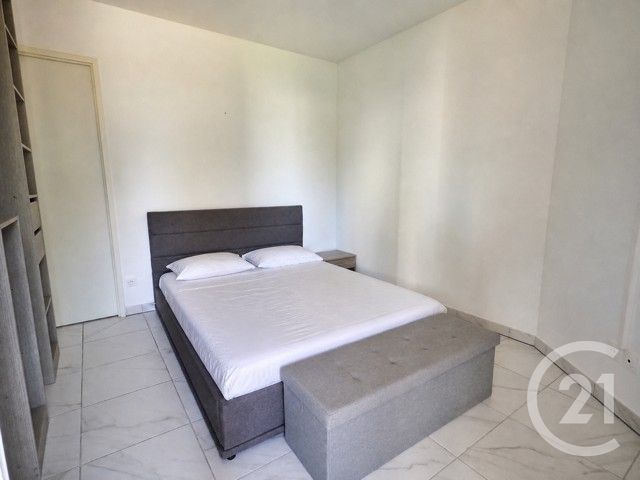 Appartement F2 &agrave; vendre - 2 pi&egrave;ces - 44,27 m2 - Hyeres - 83 - PROVENCE-ALPES-COTE-D-AZUR