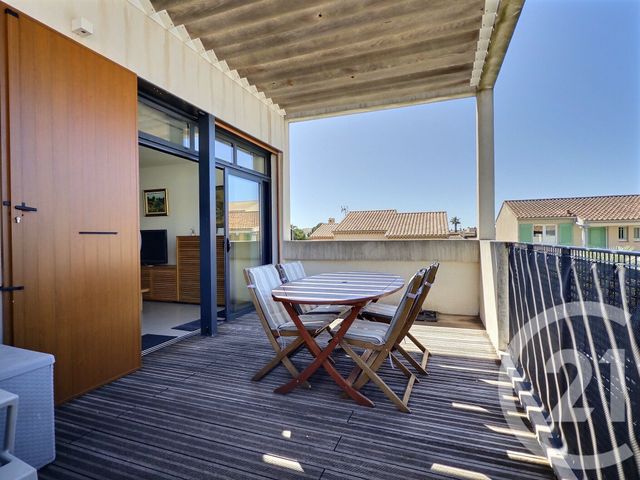 Appartement F3 &agrave; vendre - 3 pi&egrave;ces - 56,20 m2 - La Londe Les Maures - 83 - PROVENCE-ALPES-COTE-D-AZUR
