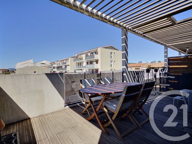 Appartement F3 &agrave; vendre - 3 pi&egrave;ces - 56,20 m2 - La Londe Les Maures - 83 - PROVENCE-ALPES-COTE-D-AZUR