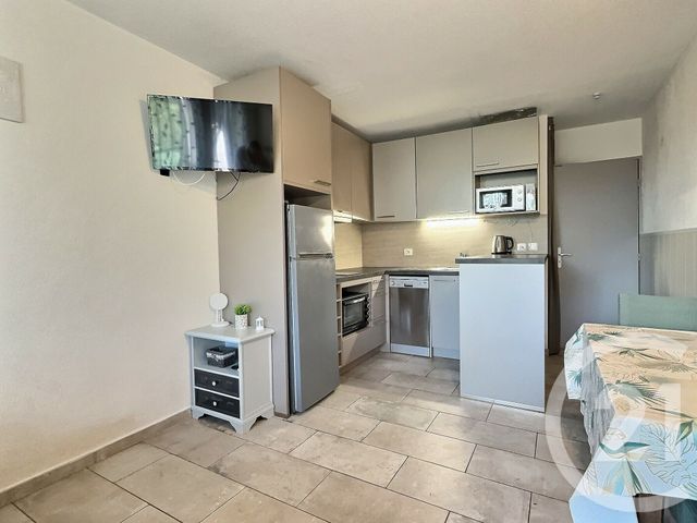 Appartement F2 &agrave; vendre - 2 pi&egrave;ces - 30,15 m2 - La Londe Les Maures - 83 - PROVENCE-ALPES-COTE-D-AZUR