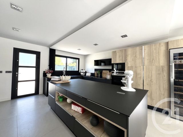 Maison &agrave; vendre - 4 pi&egrave;ces - 145 m2 - Pierrefeu Du Var - 83 - PROVENCE-ALPES-COTE-D-AZUR