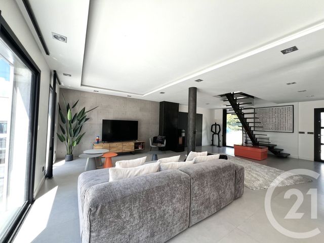 Maison &agrave; vendre - 4 pi&egrave;ces - 145 m2 - Pierrefeu Du Var - 83 - PROVENCE-ALPES-COTE-D-AZUR