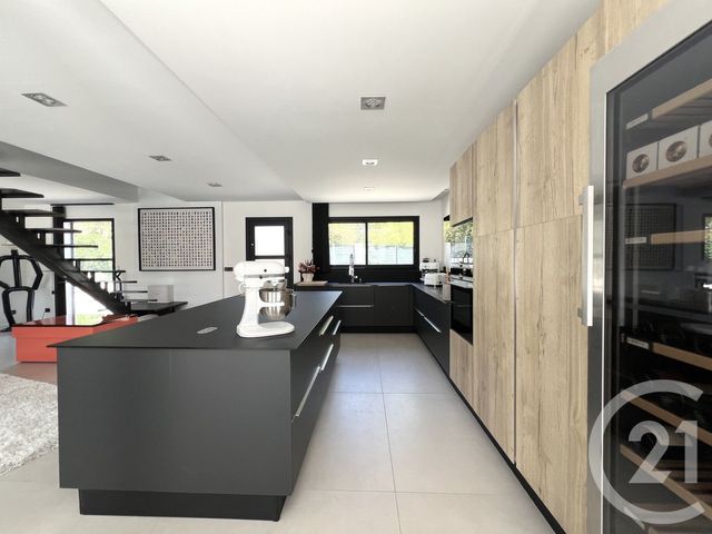 Maison &agrave; vendre - 4 pi&egrave;ces - 145 m2 - Pierrefeu Du Var - 83 - PROVENCE-ALPES-COTE-D-AZUR