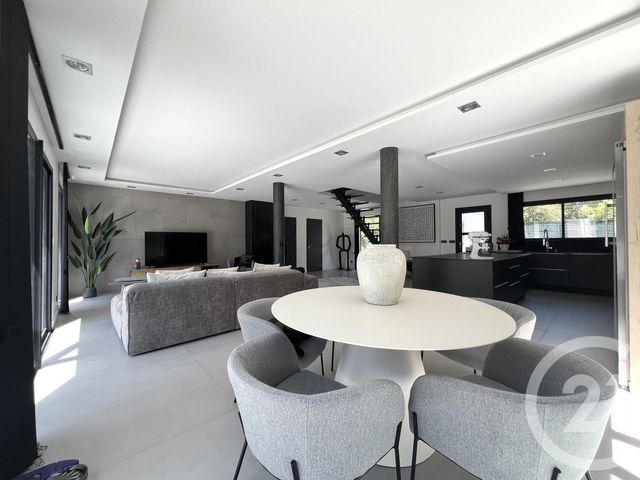 Maison &agrave; vendre - 4 pi&egrave;ces - 145 m2 - Pierrefeu Du Var - 83 - PROVENCE-ALPES-COTE-D-AZUR