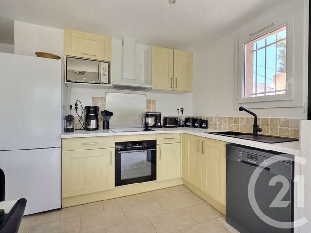 Maison &agrave; vendre - 3 pi&egrave;ces - 73,45 m2 - Bormes Les Mimosas - 83 - PROVENCE-ALPES-COTE-D-AZUR