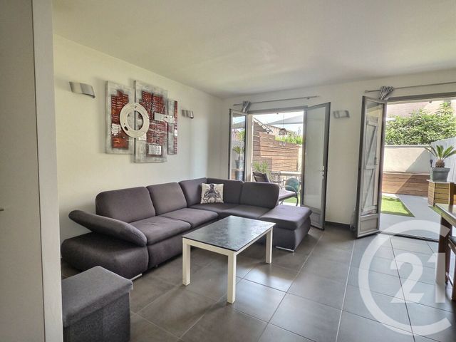 Maison &agrave; vendre - 3 pi&egrave;ces - 68,11 m2 - Hyeres - 83 - PROVENCE-ALPES-COTE-D-AZUR