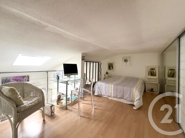 Appartement T2 &agrave; vendre - 2 pi&egrave;ces - 46,65 m2 - La Londe Les Maures - 83 - PROVENCE-ALPES-COTE-D-AZUR
