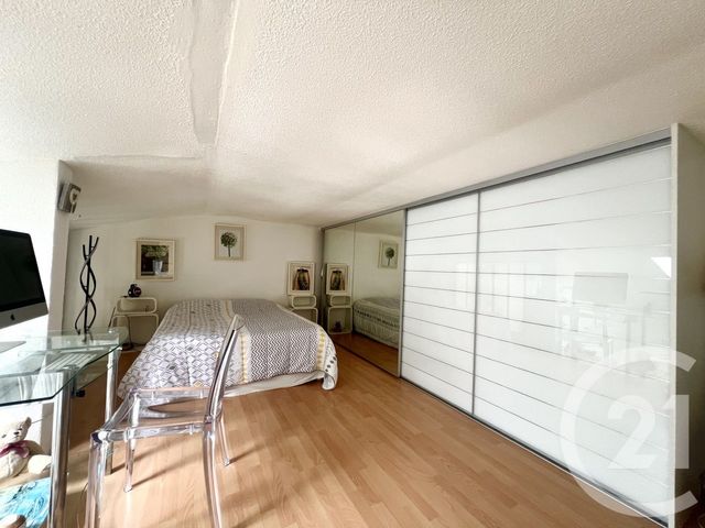 Appartement T2 &agrave; vendre - 2 pi&egrave;ces - 46,65 m2 - La Londe Les Maures - 83 - PROVENCE-ALPES-COTE-D-AZUR