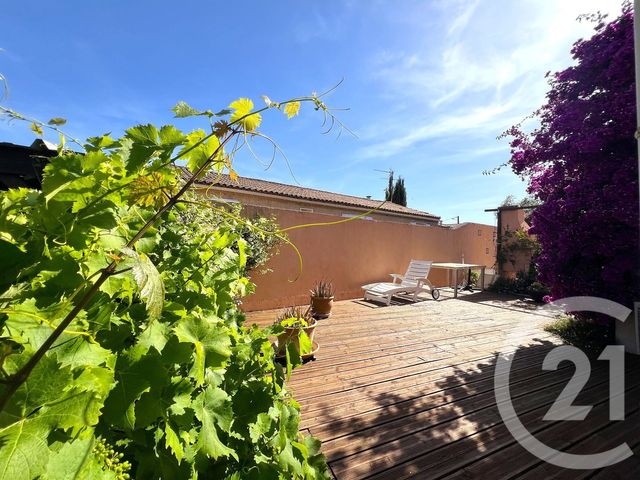 Maison &agrave; vendre - 4 pi&egrave;ces - 84,10 m2 - La Londe Les Maures - 83 - PROVENCE-ALPES-COTE-D-AZUR