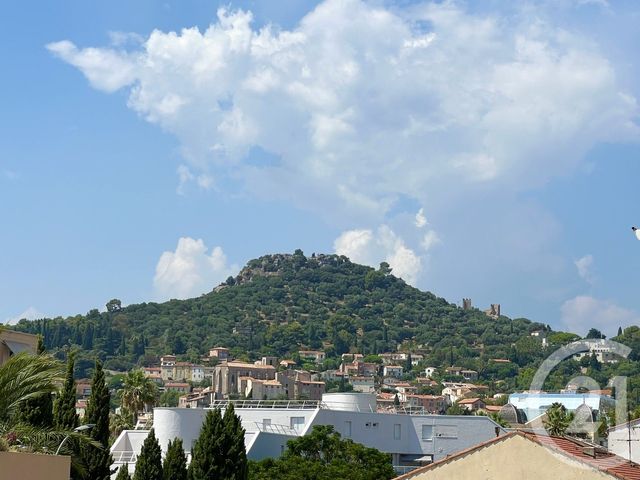 Appartement F3 &agrave; vendre - 3 pi&egrave;ces - 72,65 m2 - Hyeres - 83 - PROVENCE-ALPES-COTE-D-AZUR