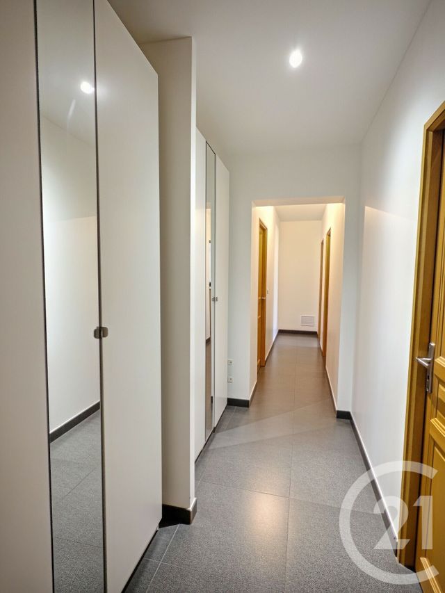 Maison &agrave; vendre - 4 pi&egrave;ces - 187 m2 - La Londe Les Maures - 83 - PROVENCE-ALPES-COTE-D-AZUR
