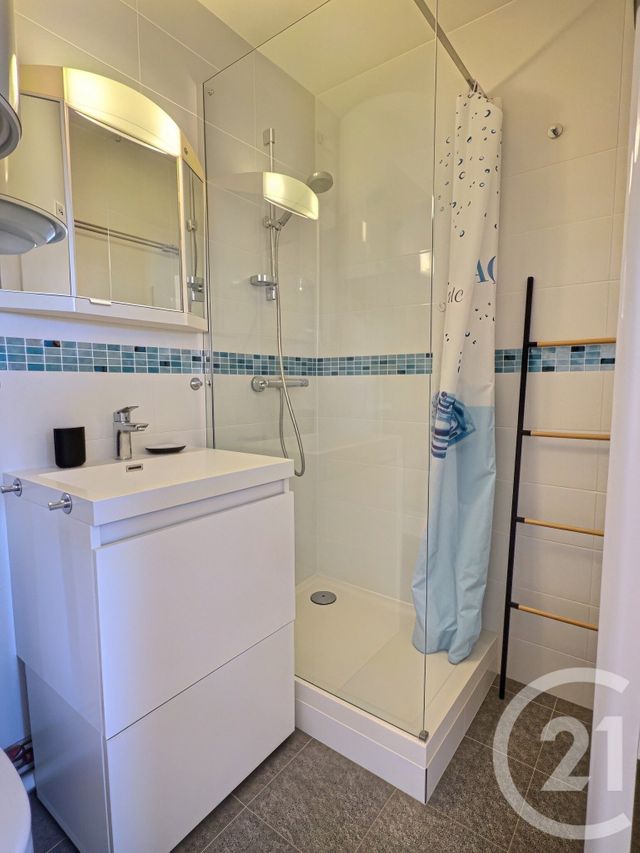 Appartement F2 &agrave; vendre - 2 pi&egrave;ces - 24,80 m2 - La Londe Les Maures - 83 - PROVENCE-ALPES-COTE-D-AZUR