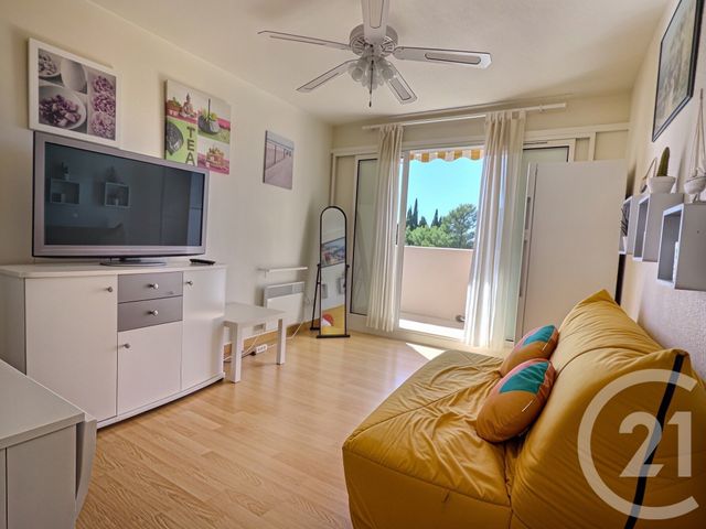 Appartement F2 &agrave; vendre - 2 pi&egrave;ces - 24,80 m2 - La Londe Les Maures - 83 - PROVENCE-ALPES-COTE-D-AZUR