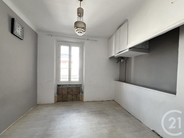 Appartement F4 &agrave; vendre - 4 pi&egrave;ces - 75,07 m2 - La Londe Les Maures - 83 - PROVENCE-ALPES-COTE-D-AZUR