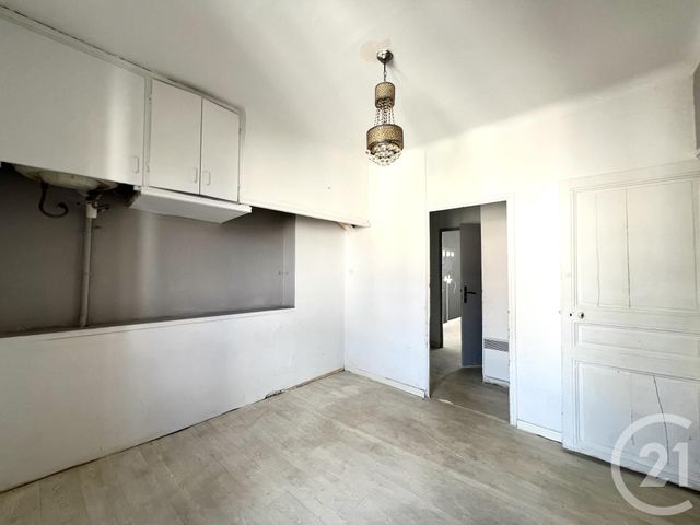 Appartement F4 &agrave; vendre - 4 pi&egrave;ces - 75,07 m2 - La Londe Les Maures - 83 - PROVENCE-ALPES-COTE-D-AZUR
