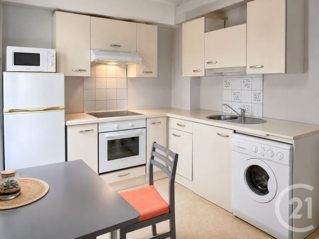 Maison &agrave; vendre - 7 pi&egrave;ces - 107,60 m2 - Mirabeau - 04 - PROVENCE-ALPES-COTE-D-AZUR