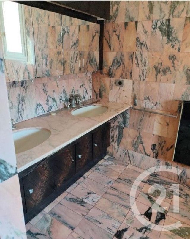 Maison &agrave; vendre - 7 pi&egrave;ces - 178 m2 - Digne Les Bains - 04 - PROVENCE-ALPES-COTE-D-AZUR