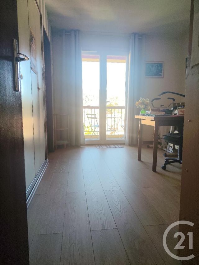 Appartement &agrave; vendre - 5 pi&egrave;ces - 117 m2 - Digne Les Bains - 04 - PROVENCE-ALPES-COTE-D-AZUR