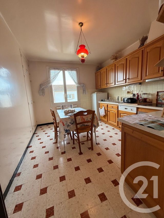 Maison &agrave; vendre - 6 pi&egrave;ces - 115,53 m2 - La Tour D Aigues - 84 - PROVENCE-ALPES-COTE-D-AZUR