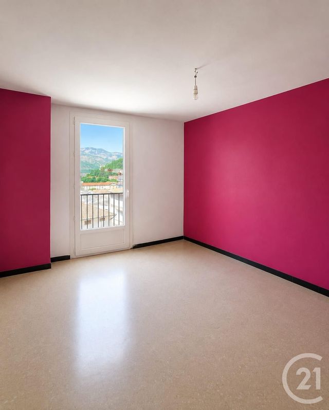 Appartement &agrave; vendre - 4 pi&egrave;ces - 72 m2 - Digne Les Bains - 04 - PROVENCE-ALPES-COTE-D-AZUR