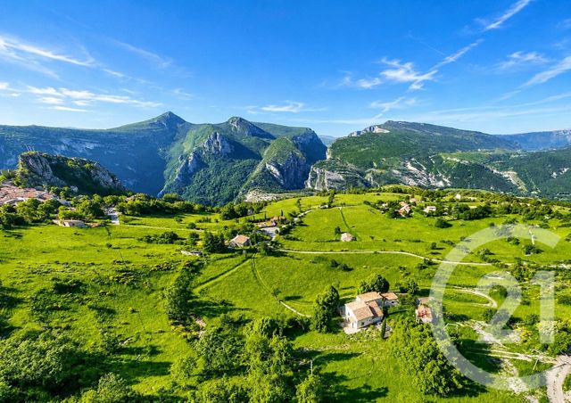 Maison &agrave; vendre - 7 pi&egrave;ces - 183 m2 - Rougon - 04 - PROVENCE-ALPES-COTE-D-AZUR