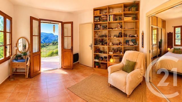 Maison &agrave; vendre - 7 pi&egrave;ces - 183 m2 - Rougon - 04 - PROVENCE-ALPES-COTE-D-AZUR