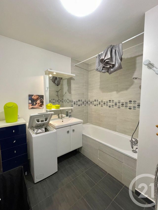 Appartement F3 &agrave; louer - 3 pi&egrave;ces - 69,24 m2 - Vigneux Sur Seine - 91 - ILE-DE-FRANCE