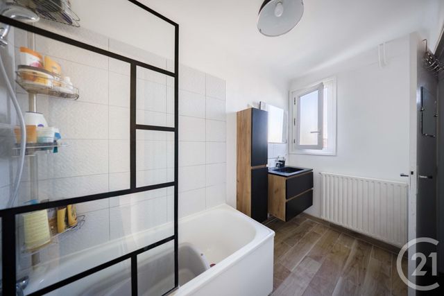 Appartement F3 &agrave; vendre - 3 pi&egrave;ces - 56,95 m2 - Vigneux Sur Seine - 91 - ILE-DE-FRANCE