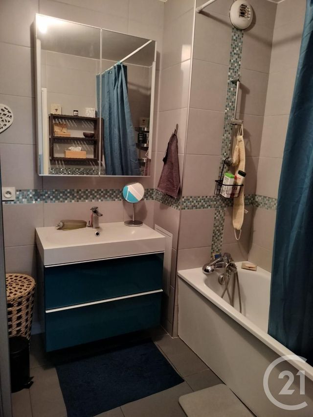 Appartement F4 &agrave; louer - 4 pi&egrave;ces - 71,15 m2 - Vigneux Sur Seine - 91 - ILE-DE-FRANCE