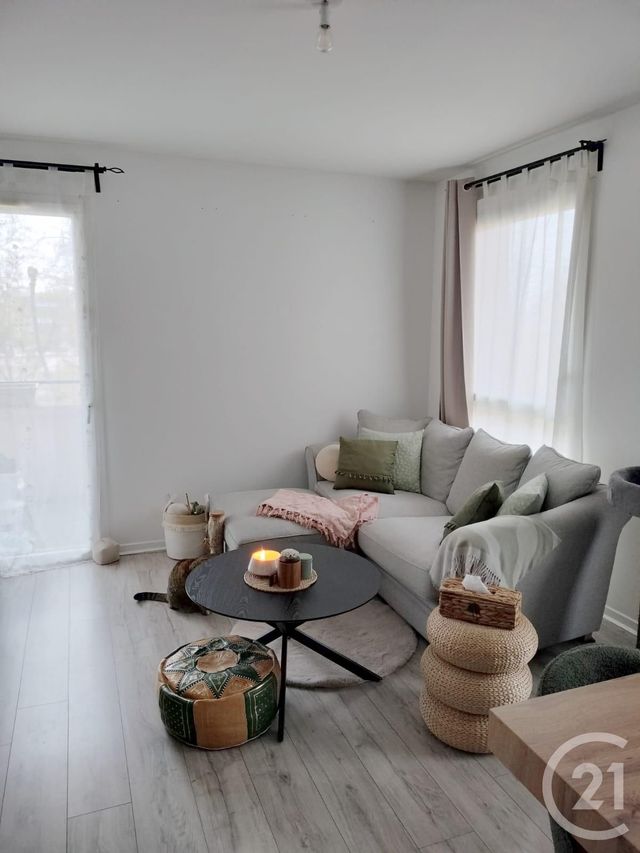 Appartement F4 &agrave; louer - 4 pi&egrave;ces - 71,15 m2 - Vigneux Sur Seine - 91 - ILE-DE-FRANCE