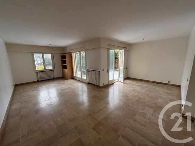 Maison &agrave; louer - 6 pi&egrave;ces - 148,20 m2 - Vigneux Sur Seine - 91 - ILE-DE-FRANCE