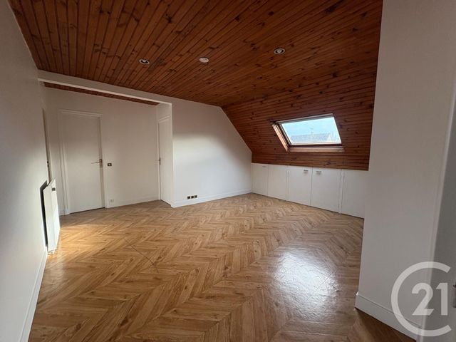 Maison &agrave; louer - 6 pi&egrave;ces - 148,20 m2 - Vigneux Sur Seine - 91 - ILE-DE-FRANCE