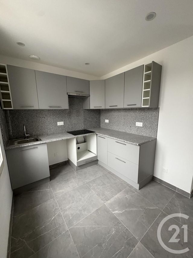 Maison &agrave; louer - 3 pi&egrave;ces - 48 m2 - Vigneux Sur Seine - 91 - ILE-DE-FRANCE