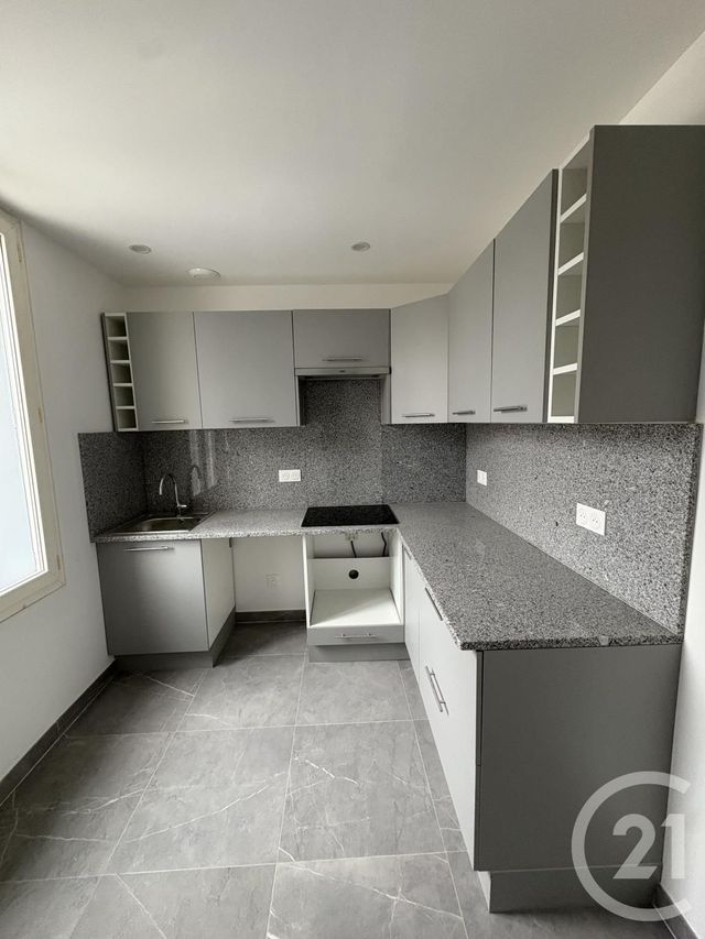 Maison &agrave; louer - 3 pi&egrave;ces - 48 m2 - Vigneux Sur Seine - 91 - ILE-DE-FRANCE