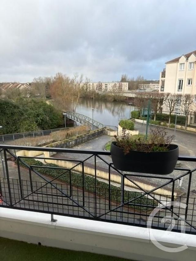 Appartement F4 &agrave; louer - 4 pi&egrave;ces - 75,08 m2 - Vigneux Sur Seine - 91 - ILE-DE-FRANCE