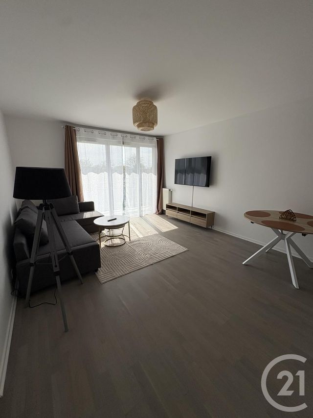 Appartement F3 &agrave; louer - 3 pi&egrave;ces - 56,25 m2 - Vigneux Sur Seine - 91 - ILE-DE-FRANCE