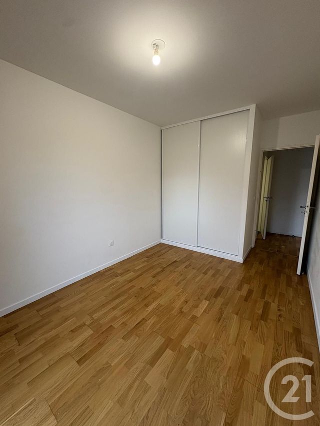Appartement F3 &agrave; louer - 3 pi&egrave;ces - 76,20 m2 - Vigneux Sur Seine - 91 - ILE-DE-FRANCE