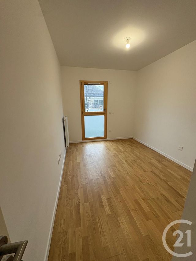 Appartement F3 &agrave; louer - 3 pi&egrave;ces - 76,20 m2 - Vigneux Sur Seine - 91 - ILE-DE-FRANCE