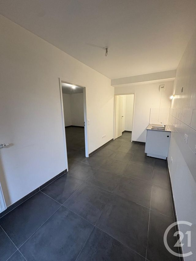 Appartement F3 &agrave; louer - 3 pi&egrave;ces - 76,20 m2 - Vigneux Sur Seine - 91 - ILE-DE-FRANCE