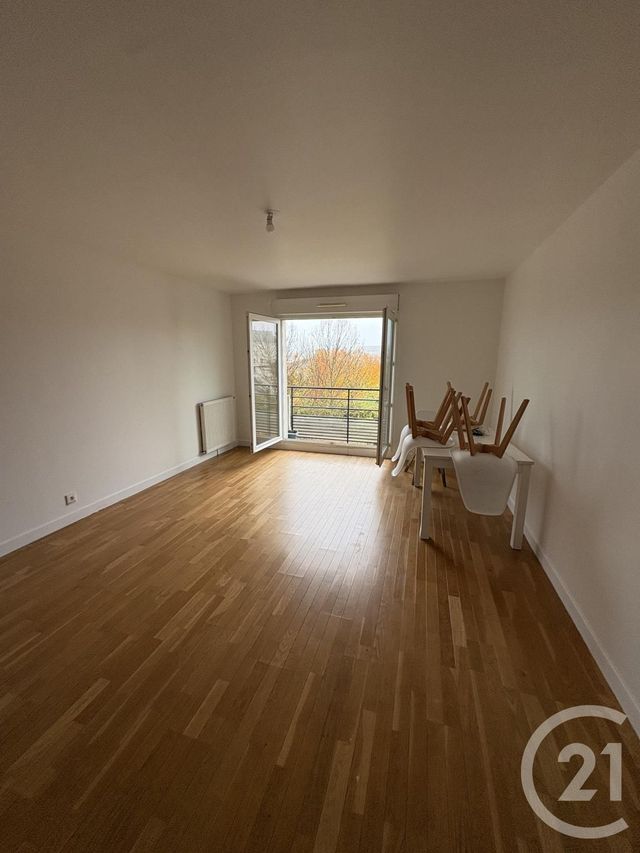 Appartement F3 &agrave; vendre - 3 pi&egrave;ces - 62,05 m2 - St Pierre Du Perray - 91 - ILE-DE-FRANCE