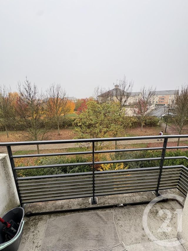 Appartement F3 &agrave; vendre - 3 pi&egrave;ces - 62,05 m2 - St Pierre Du Perray - 91 - ILE-DE-FRANCE