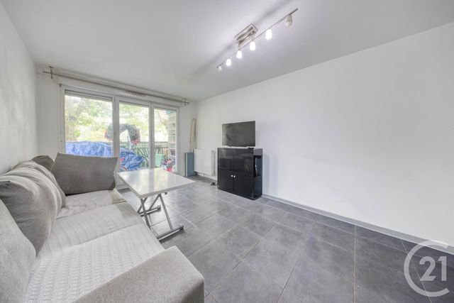 Appartement F4 &agrave; vendre - 4 pi&egrave;ces - 73,15 m2 - Vigneux Sur Seine - 91 - ILE-DE-FRANCE